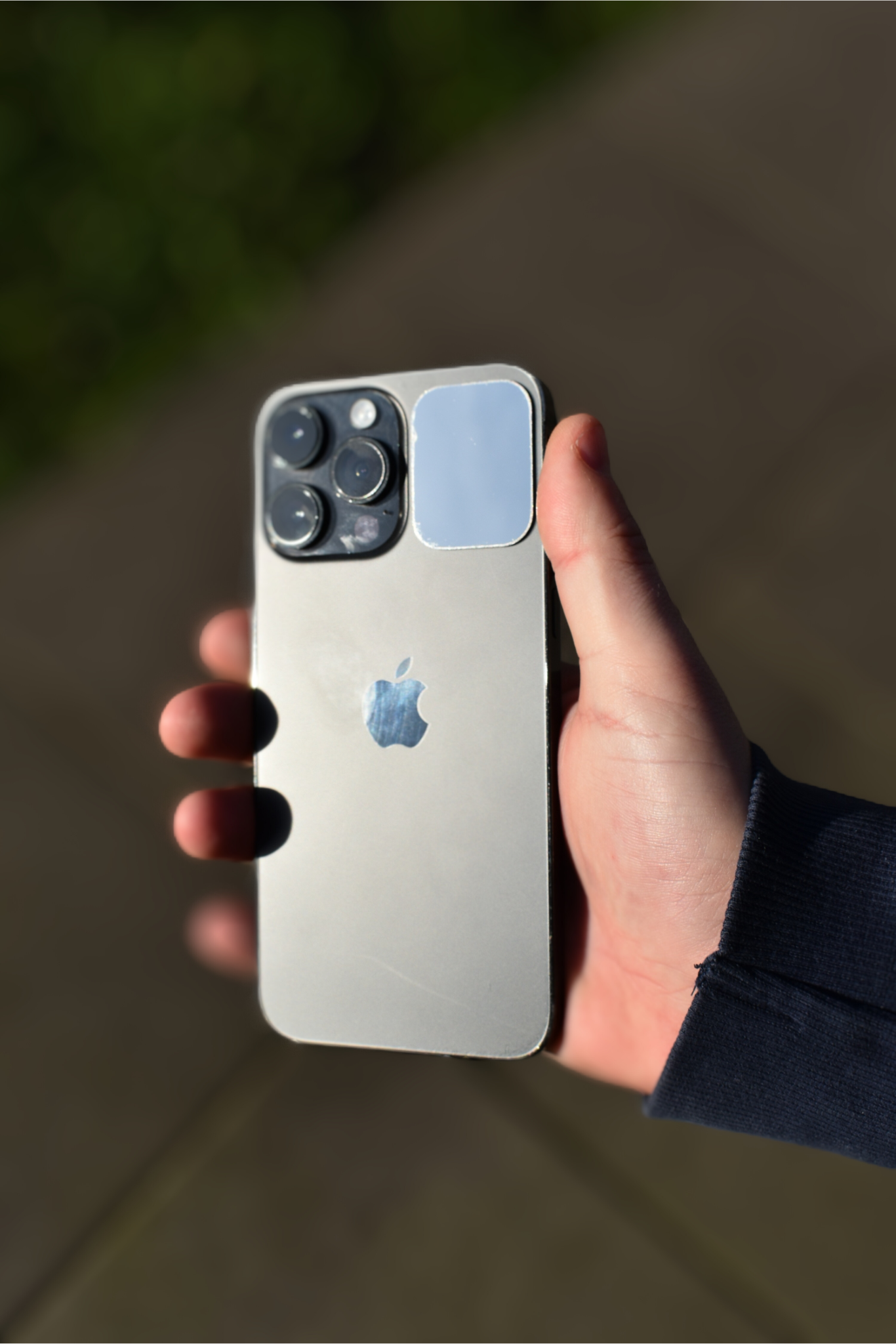 Sticky iPhone Mirror Mount – Your Pocket Portable Mirror - REFLECTBUDDY